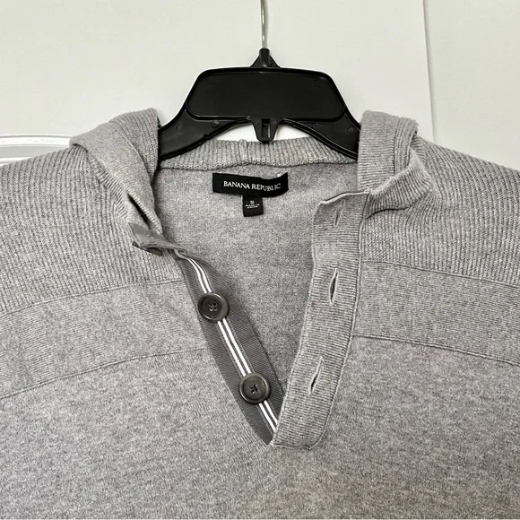 Banana republic grey sweater with hoodie, EUC - Picture 2 of 5